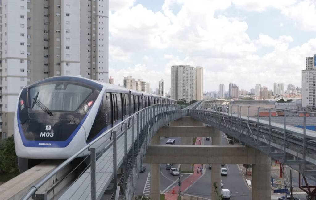 Metroviários decidem suspender greve prevista para terça-feira (15)