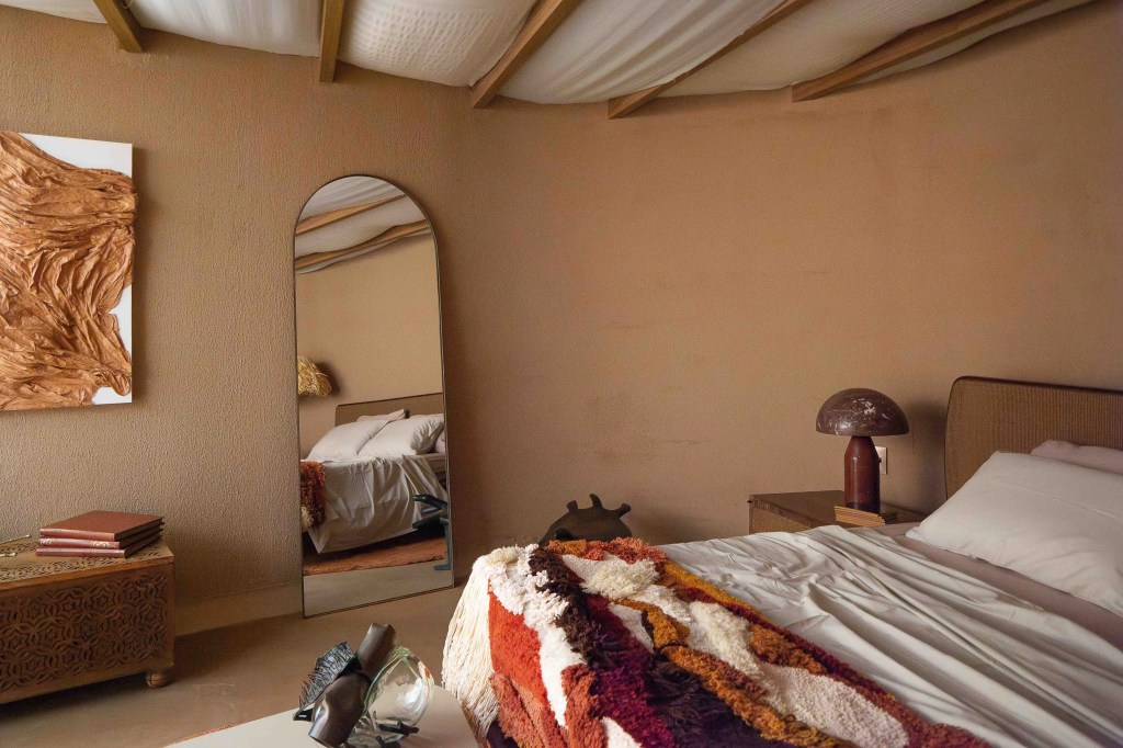 Povos originários do Brasil são homenageados no espaço KU’YA da CASACOR