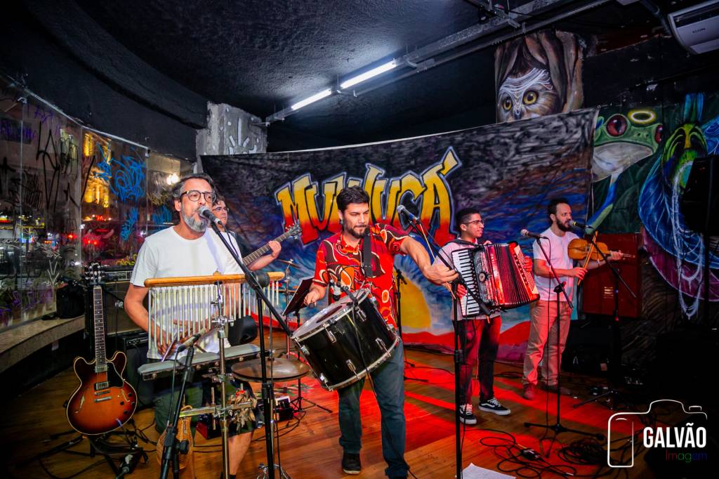 Banda Munducá leva forró pé de serra para a Freguesia do Ó