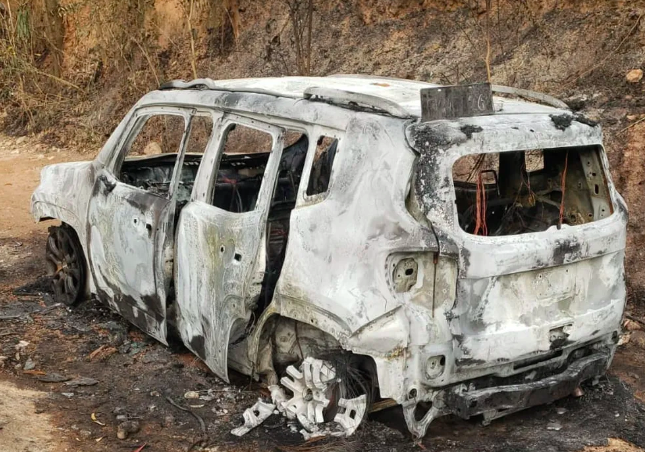 Corpo carbonizado é encontrado dentro de veículo na Zona Norte 