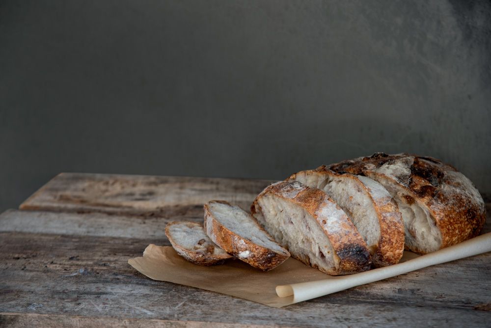 Campeã, Iza Padaria Artesanal serve pães deliciosamente cascudos