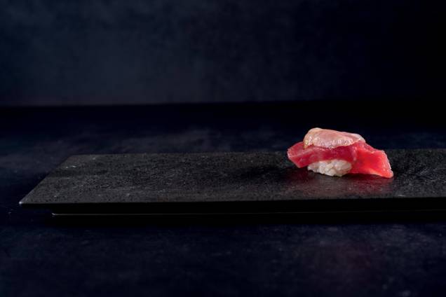 Atum com guanciale: sushi faz parte da degustação do Murakami Atum com guanciale: sushi faz parte da degustação do Murakami