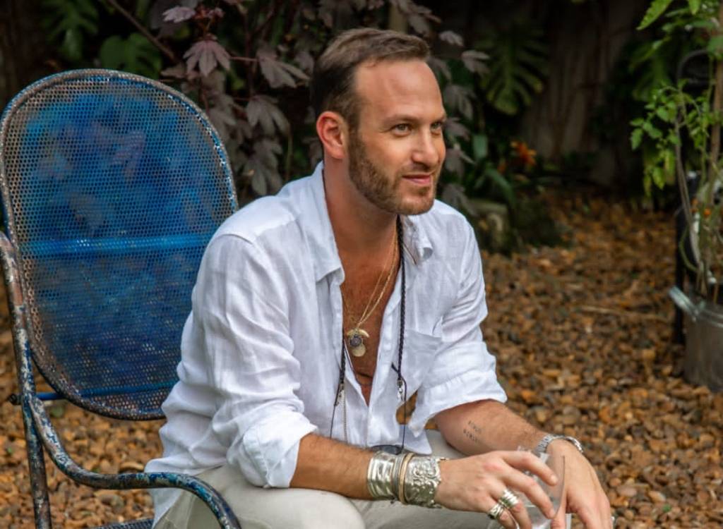 Rodrigo Zayat lança coleção de joias com obras de arte ‘recicladas’