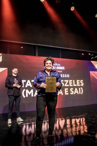 Tatiana Szeles, do Marcha e Sai, com Raul Lemos ao fundo: chef expresso e refei&ccedil;&otilde;es r&aacute;pidas