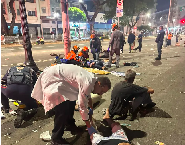 Motorista atropela 16 pessoas na Cracolândia