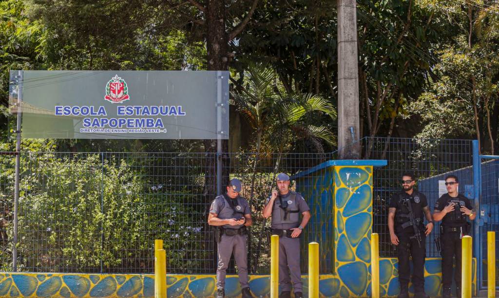 Cerca de 770 seguranças privados começam a atuar em escolas públicas