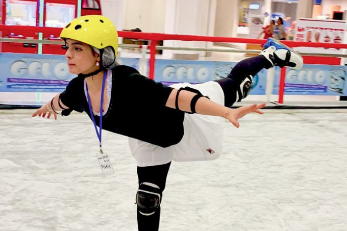 Dois shoppings da capital oferecem pistas de patinação no gelo