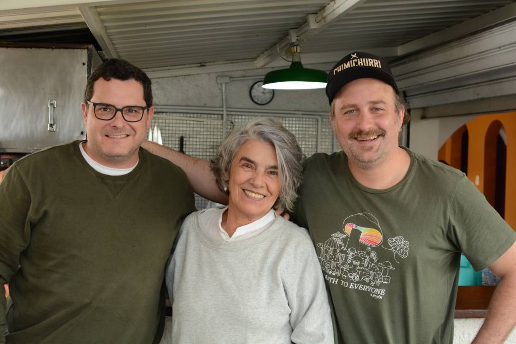 Martín Fierro convida Chimichurri Parrilla e Crime Pastry Shop