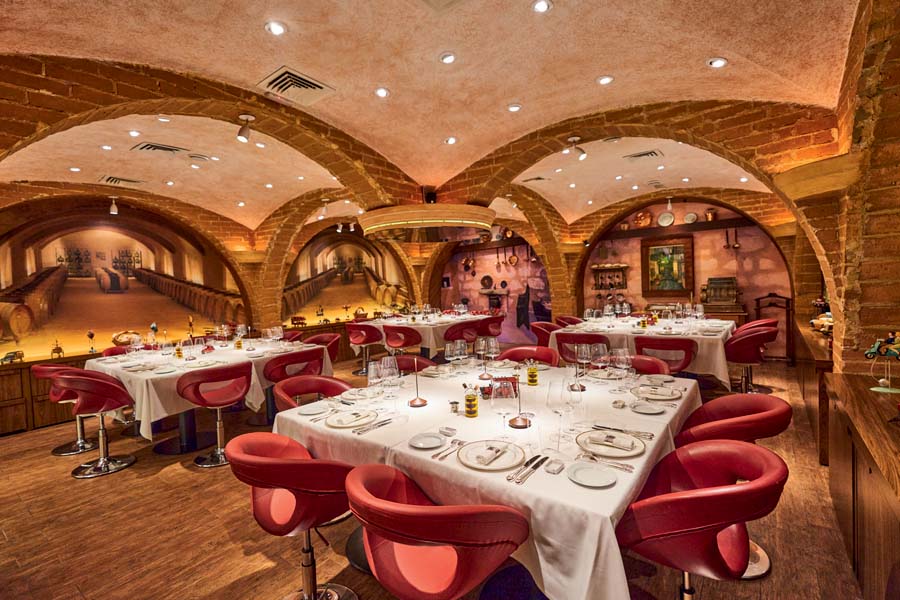 Salão classudo: no subsolo Salão classudo: no subsolo