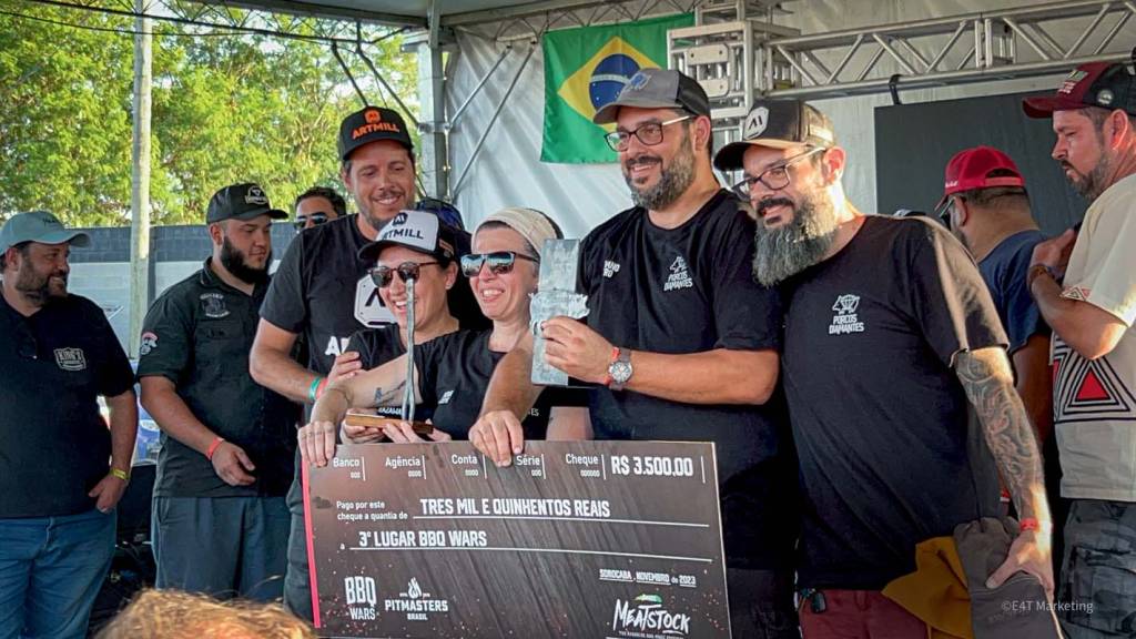 Chef Ligia Karazawa vence competição de churrasco