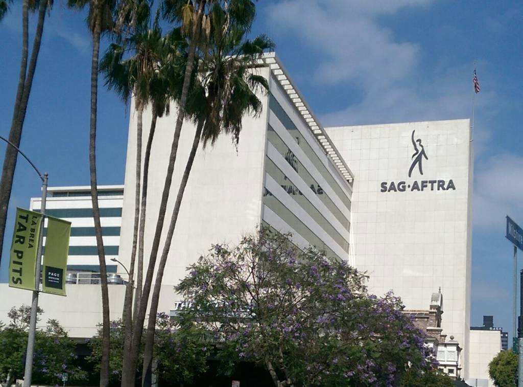 Sindicato dos atores de Hollywood aprova acordo e encerra greve histórica