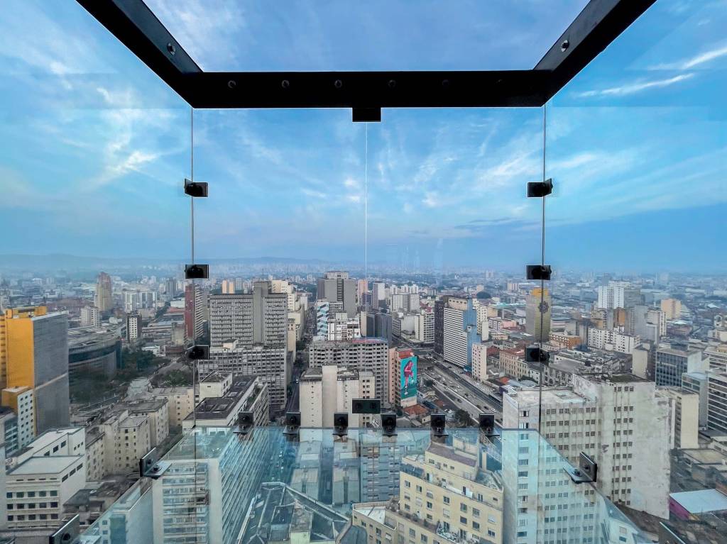 Sampa Sky dobra de tamanho com quatro mirantes no Centro