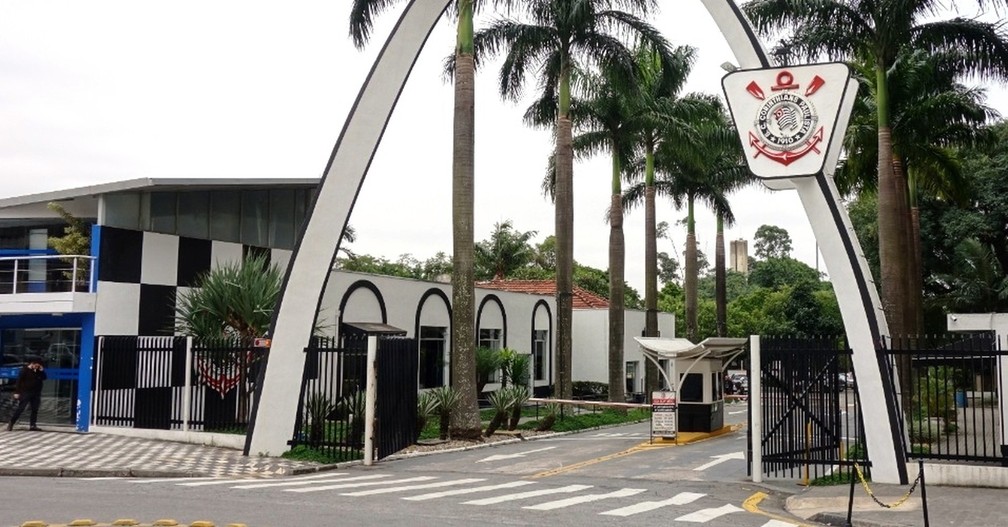 Sede do Corinthians é alvo de tiros nesta sexta (24)