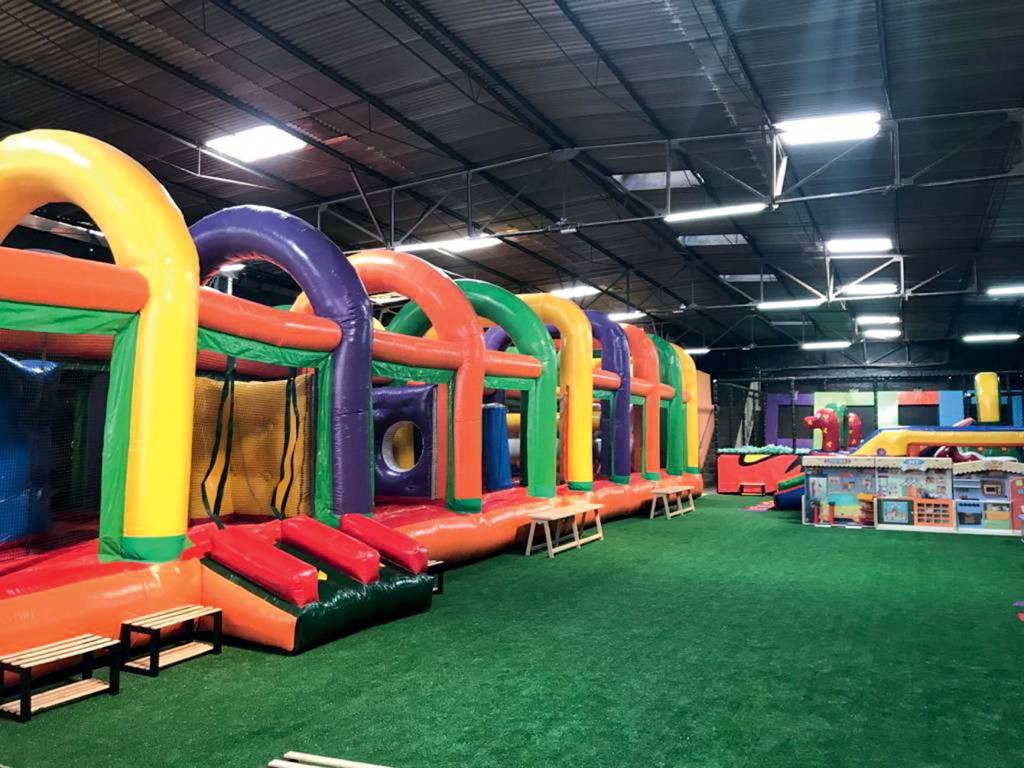 PiraPop Park, no Centro, tem infláveis, oficinas e recreações