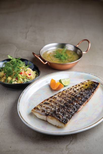 Sororoca grelhada: com cuscuz e pirão Sororoca grelhada: com cuscuz e pirão