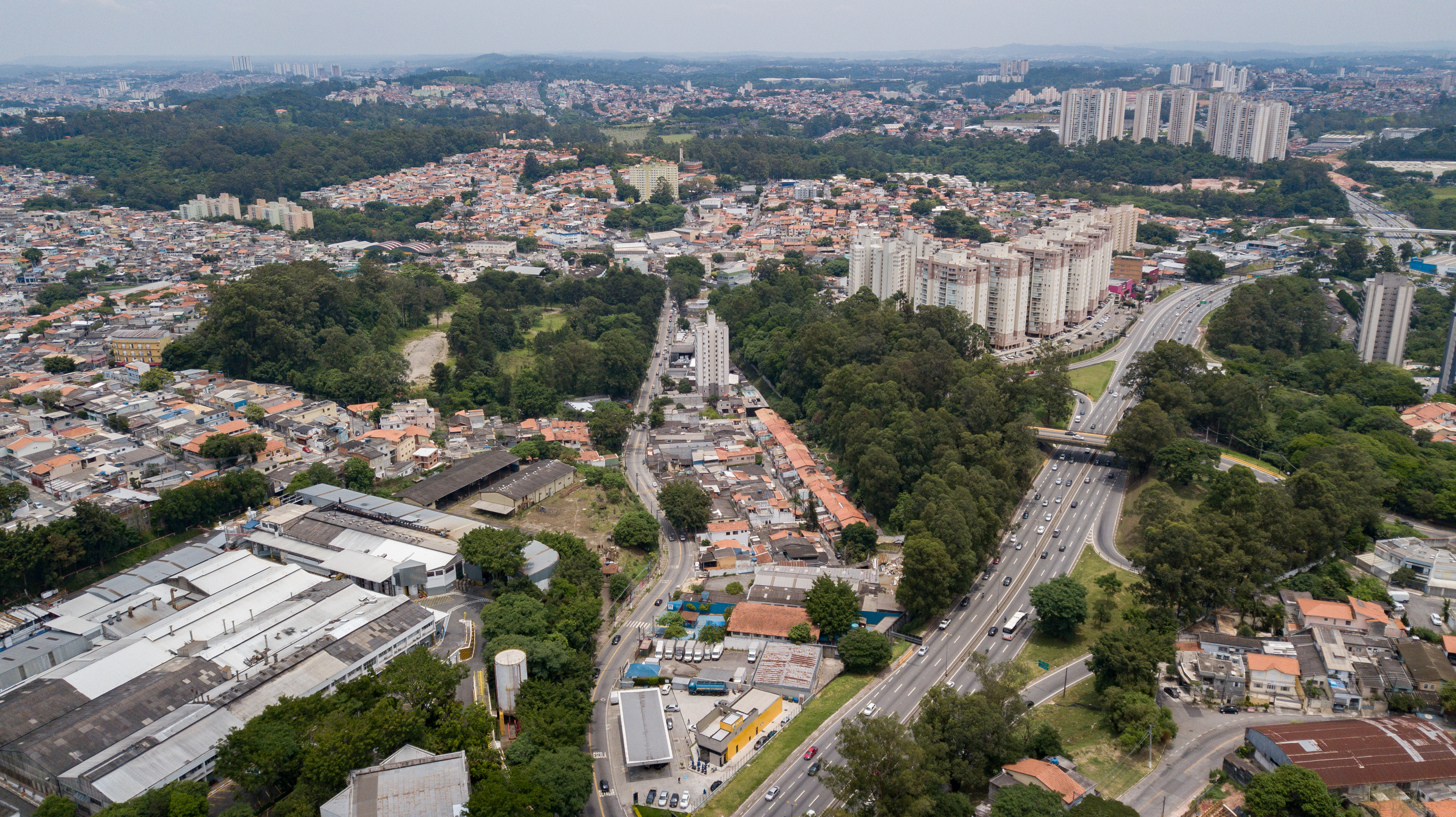 Raposo Tavares tem 23 km de congestionamento no sentido capital nesta quarta-feira (14)