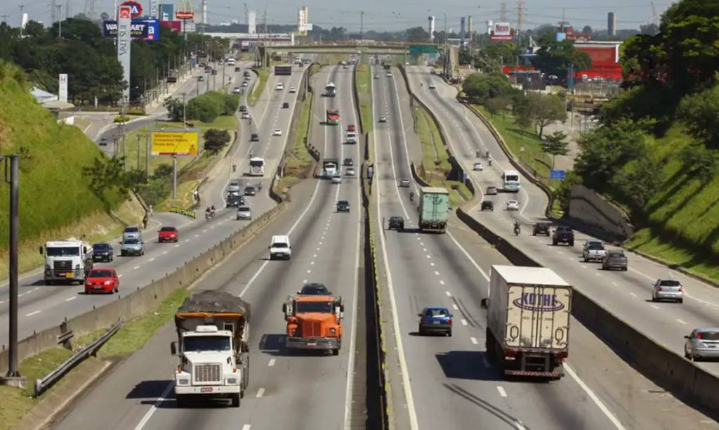 Novo pedágio na Dutra começa a operar em dezembro