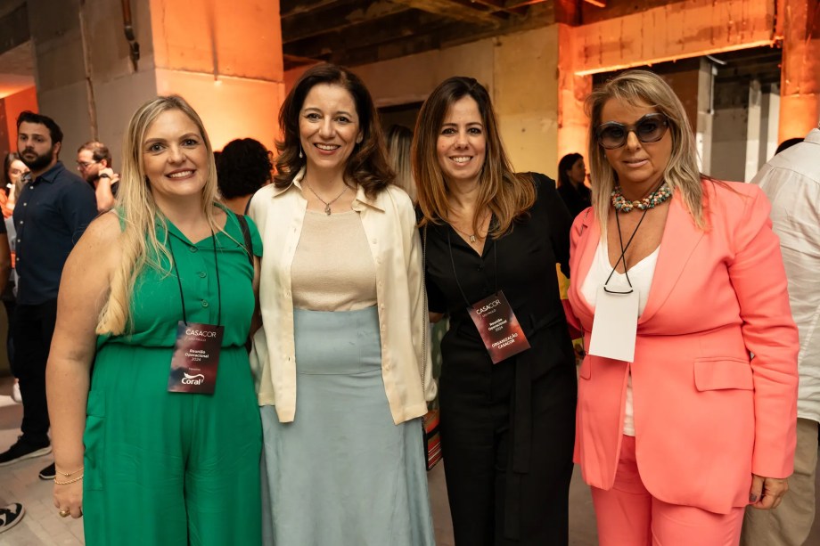 Priscila Perez, Cleide Gomes, Marta Veloso e Ana Paula Porto. Priscila Perez, Cleide Gomes, Marta Veloso e Ana Paula Porto.