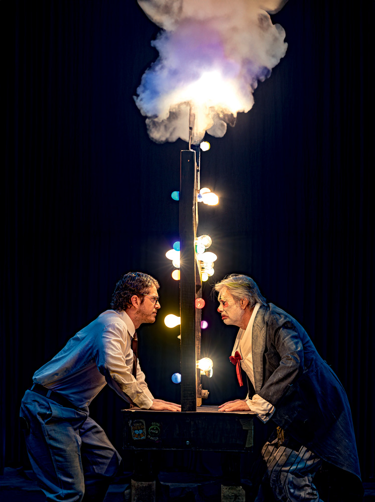 ‘Palhaços’ narra encontro inusitado entre dois homens