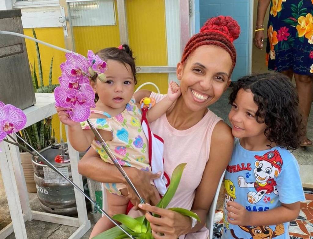 Baleada durante assalto, Nathalia Santos recebe alta hospitalar