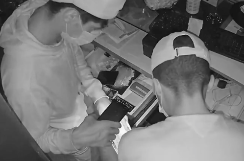 Criminosos assaltam joalheria em São Miguel Paulista