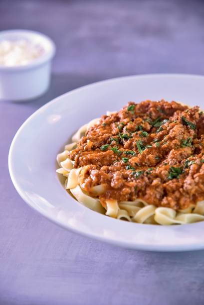 Fettuccine à bolonhesa: do Spaghetteria do Cintra