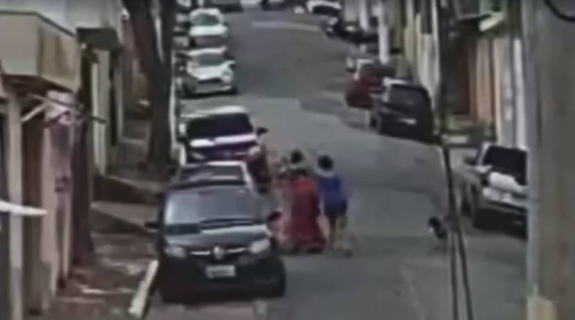 Homem morre após defender cão de ataque de pitbull