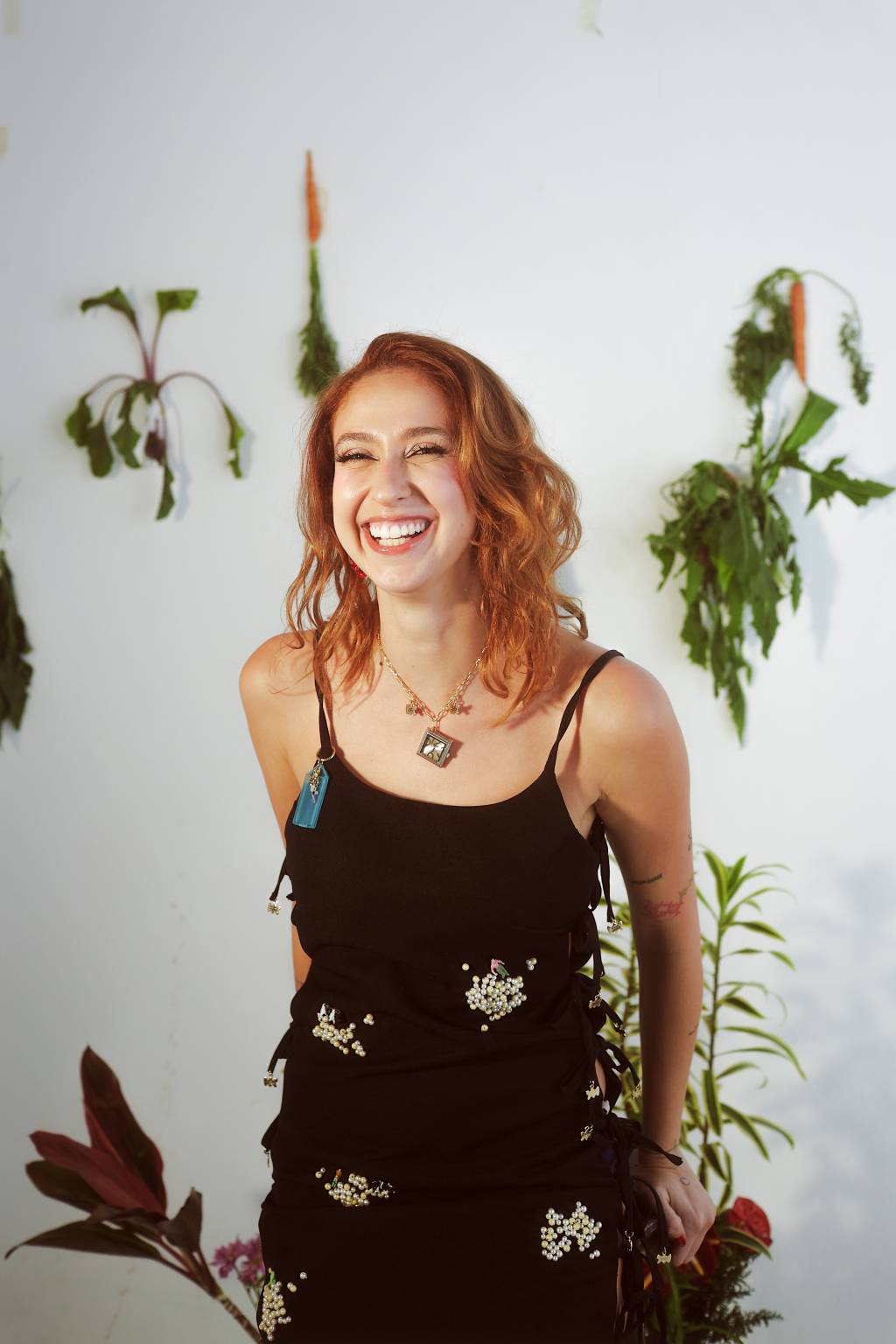 Grife inspirada nos anos 2000 inaugura primeira loja em São Paulo