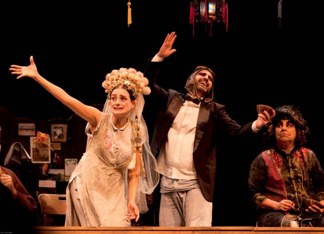 A Alma Boa De SETSUAN – 2010 Em 2008, inicia temporada de A 'Alma Boa de Setsuan', de Bertolt Brecht, que lhe deu seis prêmios como atriz