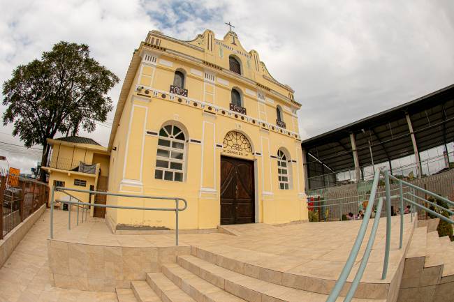 igreja-colonia-parelheiros