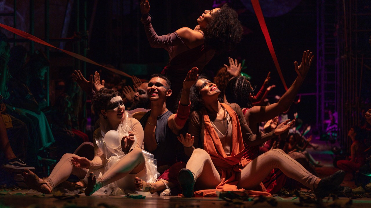 mutacao-de-apoteose-teatro-oficina