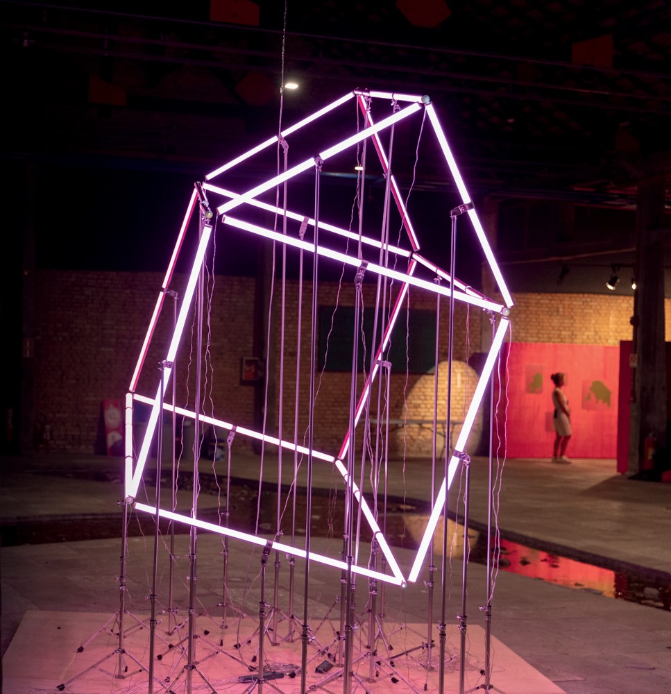 Sesc Pompeia apresenta panorama da carreira de Carmela Gross