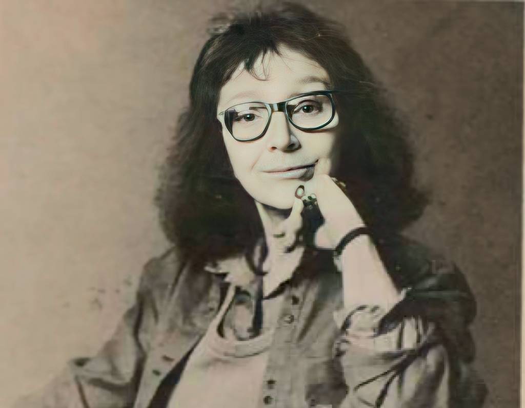 MAC-USP exibe primeira retrospectiva da artista plástica Suanê