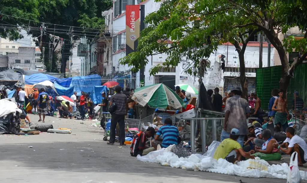 Operação da Polícia Civil despeja projeto social na Cracolândia