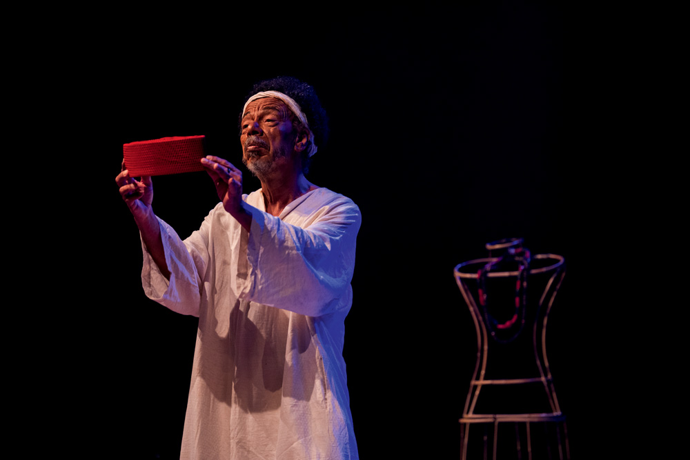 ‘Leão Rosário’ traz um Rei Lear africano para os palcos do CCBB