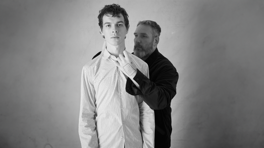 Alexandre Herchcovitch lança collab com marca de moda masculina