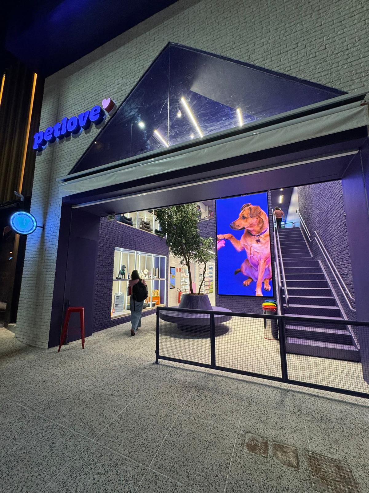 Pet shop inaugura loja-boutique na Oscar Freire