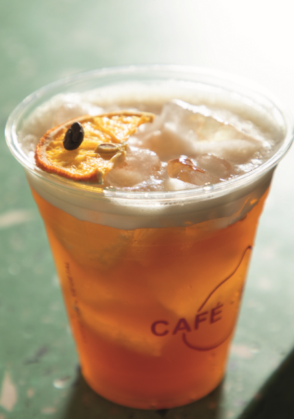 Café+Bar 84: café-coco tônica Café+Bar 84: café-coco tônica