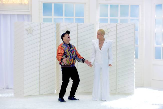 Reencontro: Mallandro e Xuxa (no papel de um anjo)