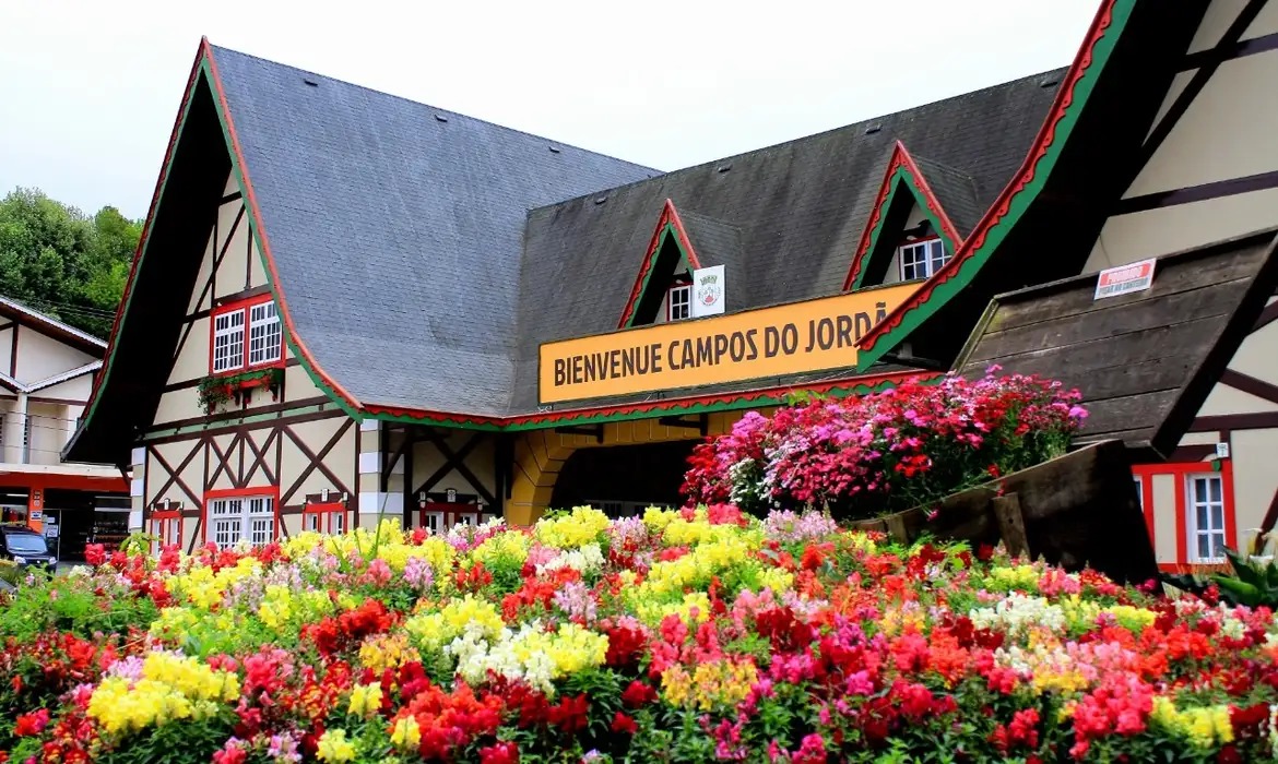 Festival de Inverno de Campos do Jordão, reconhecido como o maior evento de música clássica da América Latina