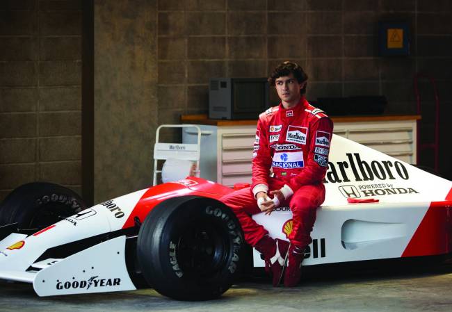 SÉRIE 4 SENNA Crédito Alan Roskyn Netflix (1).jpg Gabriel Leone como Ayrton Senna na série da Netflix