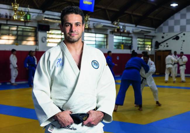 esporte-clube-pinheiros-judo-leandro-guilheiro