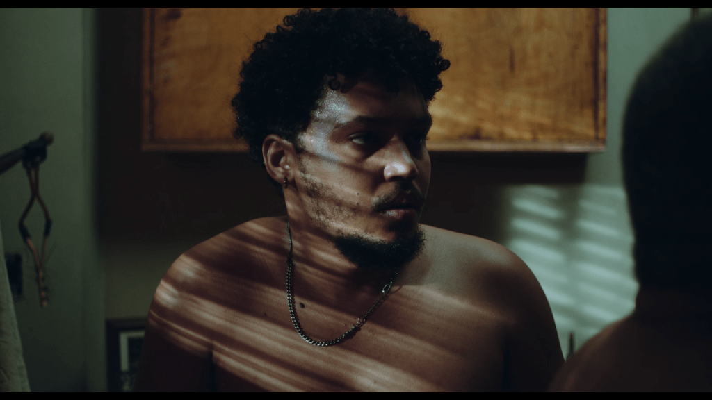 Viva o cinema cearense: ‘Estranho Caminho’ é um dos melhores filmes do ano