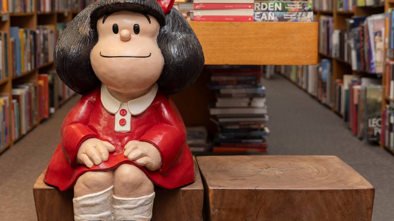 escultura-mafalda-livraria-martins-fontes