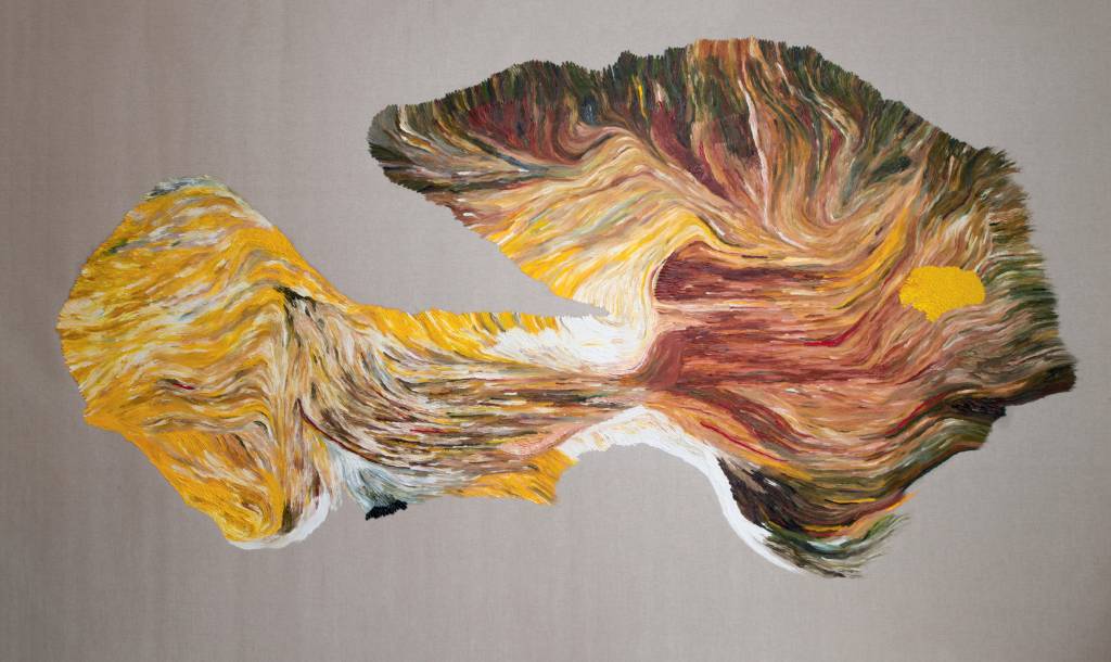 LUIS MALUF GALERIA – Daniela Busarello Pau Brasil I – Cabrália, 2024 Crédito Piotr Rosinski-Reprodução.jpg Obra abstrata em tons amarelos e marrons