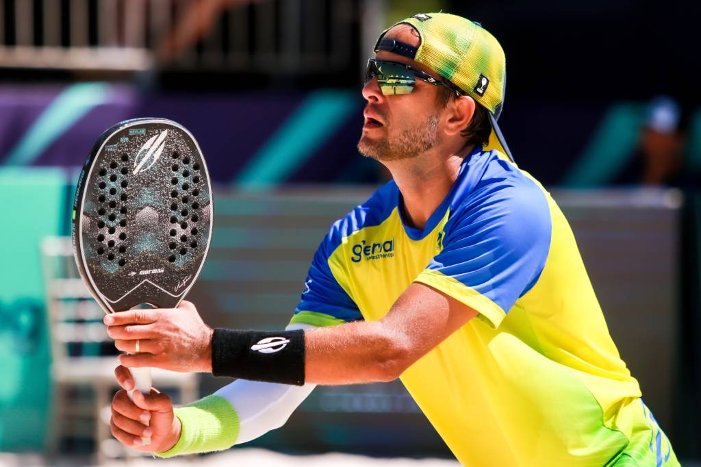 Torneio de beach tennis reúne 128 atletas no Morumbi