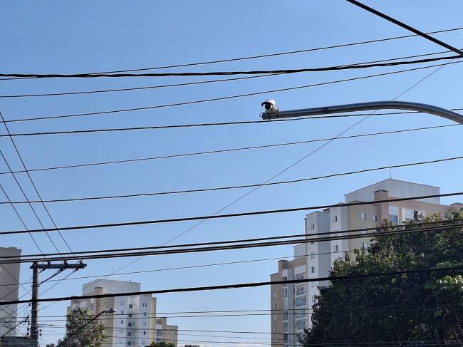 Câmera instalada em rua na Mooca