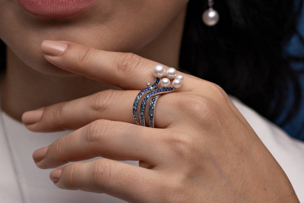 Julio Okubo lança coleção de joias em parceria com a família Schurmann