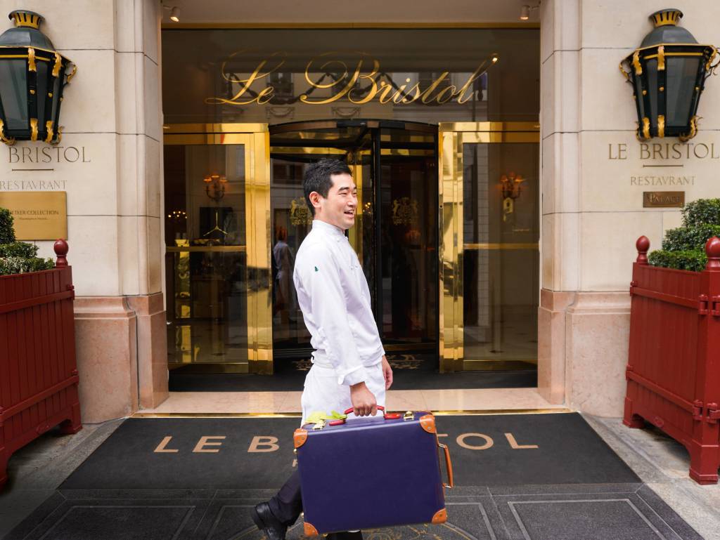 Direto de Paris: Palácio Tangará serve chá da tarde só com doces assinados