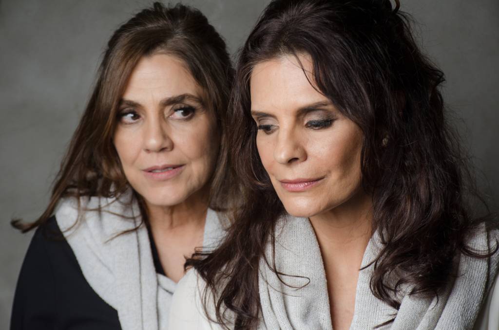 Helena Ranaldi estrela espetáculo no Itaú Cultural
